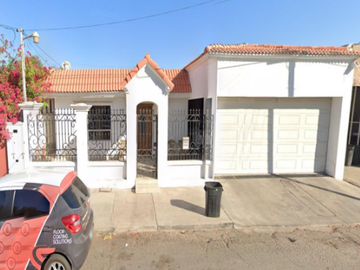 LINDA, Y CÉNTRICA CASA EN MEXICALI