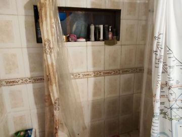 Se vende casa en sector Oriente de Iquique
