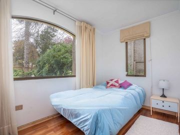 BROKER BOSQUES IMPECABLE 5D-4B-SE-DEPENDENCIAS- PATIO