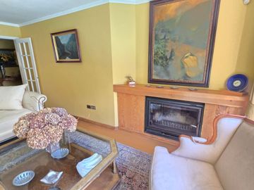 BROKER BOSQUES IMPECABLE 5D-4B-SE-DEPENDENCIAS- PATIO