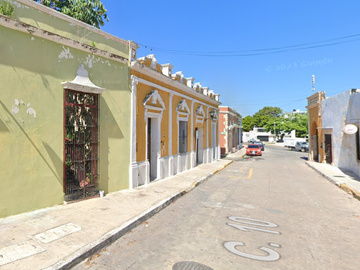 PRECIOSA Y CLÁSICA CASA A SOLO UNAS CALLES DE LA PLAYA DE CAMPECHE