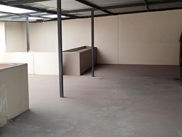 CASA RENTERA 11 DEPARTAMENTOS - TERRAZA TECHADA Santa Sector Santa Rosa de Chillogallo