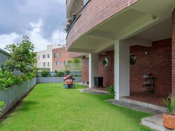 Vendo Departamento de 4 Dormitorios   En el mejor Sector  De Alta Plusvalía en   Quito Tenis