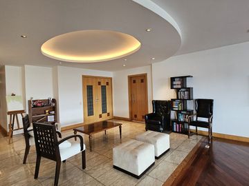 Vendo Departamento de 4 Dormitorios   En el mejor Sector  De Alta Plusvalía en   Quito Tenis