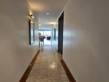 Vendo Departamento de 4 Dormitorios   En el mejor Sector  De Alta Plusvalía en   Quito Tenis