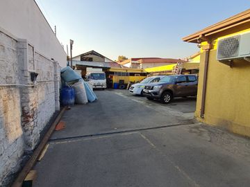 Macul, se vende casa comercial 1062 mts2