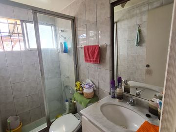 Puente Alto, SE VENDE  Casa 4d-1b Villa los acacio
