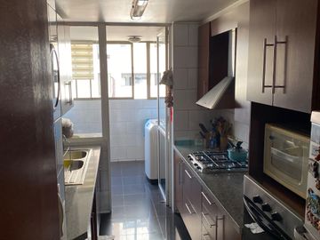 Hermoso Departamento Pocuro Con Amplia Terraza Providencia