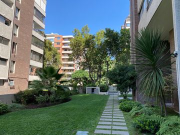 Hermoso Departamento Pocuro Con Amplia Terraza Providencia