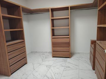 CASA EN VENTA EN SENDEROS DE MONTE VERDE 29 COTO 6A