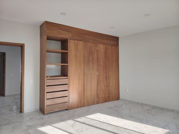 CASA EN VENTA EN SENDEROS DE MONTE VERDE 29 COTO 6A