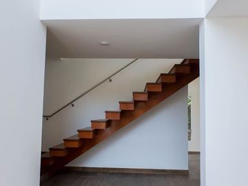 Vendo Casa Dentro De Condominio En La Molina 411M2
