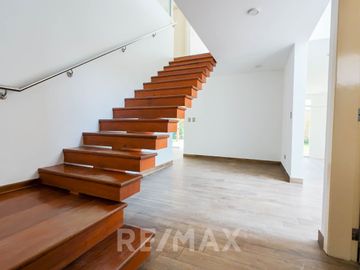 Vendo Casa Dentro De Condominio En La Molina 411M2