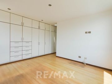 Vendo Casa Dentro De Condominio En La Molina 411M2