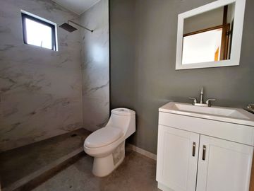 CASA EN VENTA EL ENCINO RESIDENCIAL & GOLF