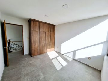 CASA EN VENTA EL ENCINO RESIDENCIAL & GOLF