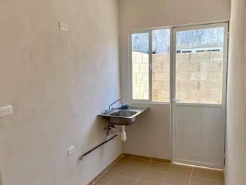 CASA EN VENTA EN FRACCIONAMIENTO A 15 MINUTOS DE NUEVO VALLARTA