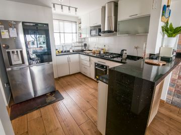 SE ALQUILA DEPARTAMENTO DUPLEX EN MAGDLENA