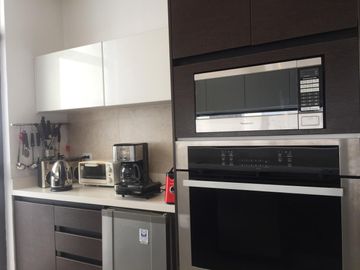 VENTA CASA EN BELLAVISTA QUITEÑO LIBRE