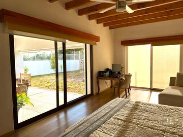 Casa en Venta estilo mexicana contemporánea, con 3 recámaras en Vista Real, Corregidora