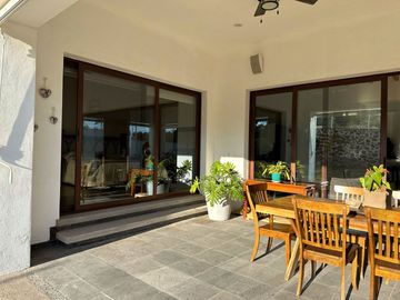 Casa en Venta estilo mexicana contemporánea, con 3 recámaras en Vista Real, Corregidora