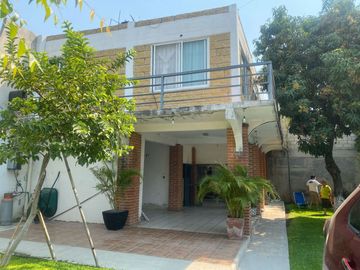 YAUTEPEC, MORELOS CASA E VENTA