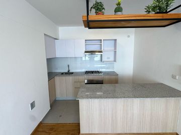 VENDO MINDEPARTAMENTO DE ESTRENO UBICADO EN TOMAS MARSANO-SURQUILLO