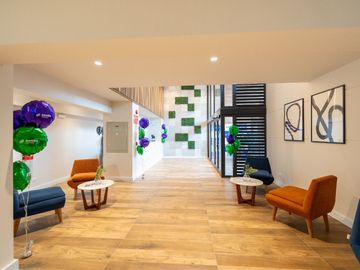 Venta de Moderno Departamento en Surco