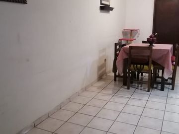 CASA EN VENTA EN TULIPANES AL SURPONIENTE HERMOSILLO