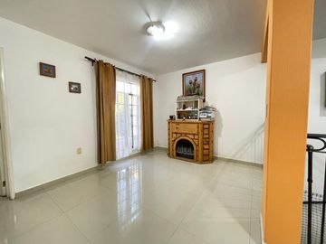 Hermosa Casa en Coto Avellano, Valdepeñas, Zapopan