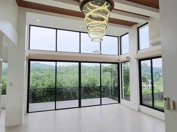 Overlooking House and Lot in Antipolo City