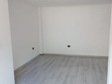 CASA DE VENTA EN PUSUQUI URB. SAN GREGORIO QUITO ECUADOR A POCOS MINUTOS DE LA ESCUELA MILITAR