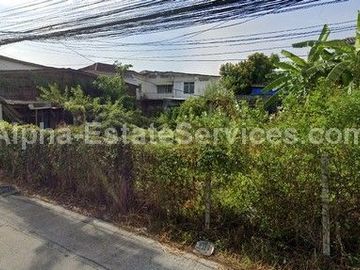 Empty land Soi Khwan Yuen, Samrong Nuea Subdistrict, Mueang Samut Prakan District Samut Prakan Province : 126 sq.wa. width 25.83 m. depth 20.10 m.