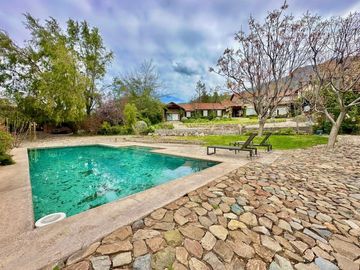 RINCONADA - VENDE PARCELA CON CASA 5D 6B COND. HACIENDA RINCONADA