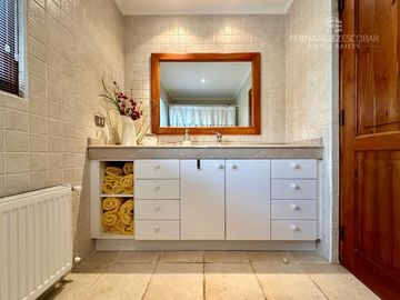 RINCONADA - VENDE PARCELA CON CASA 5D 6B COND. HACIENDA RINCONADA