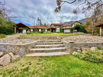 RINCONADA - VENDE PARCELA CON CASA 5D 6B COND. HACIENDA RINCONADA