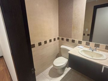 Vendo departamento de 3 habitaciones con balcon