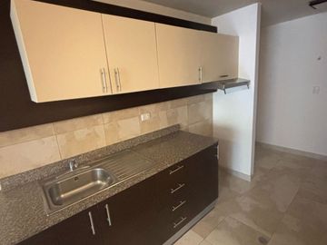Vendo departamento de 3 habitaciones con balcon
