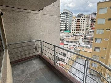 Vendo departamento de 3 habitaciones con balcon