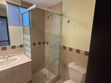 Vendo departamento de 3 habitaciones con balcon
