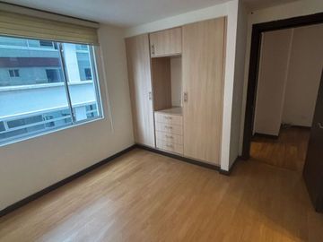 Vendo departamento de 3 habitaciones con balcon