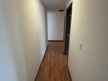 Vendo departamento de 3 habitaciones con balcon