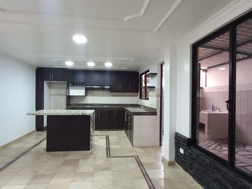 HERMOSA CASA EN VENTA EN CONJUNTO CERRADO DE ALTA PLUSVALÍA! IZAMBA