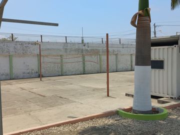 Venta Terreno comercial 3000m2 en centro de Duran