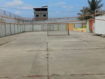 Venta Terreno comercial 3000m2 en centro de Duran