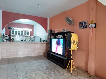 CASA DE VENTA,  EN PRE-COOP DIGINIDAD POPULAR , SUR DE GUAYAQUIL
