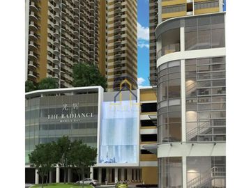 1BR Condo Unit Pasalo in Radiance Manila Bay, Roxas Blvd., Pasay City