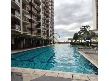 1BR Condo Unit Pasalo in Radiance Manila Bay, Roxas Blvd., Pasay City