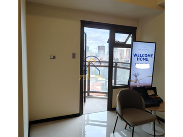 1BR Condo Unit Pasalo in Radiance Manila Bay, Roxas Blvd., Pasay City