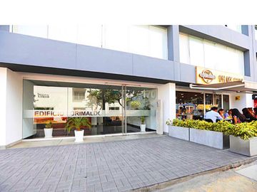 DUPLEX UNICO EN MIRAFLORES